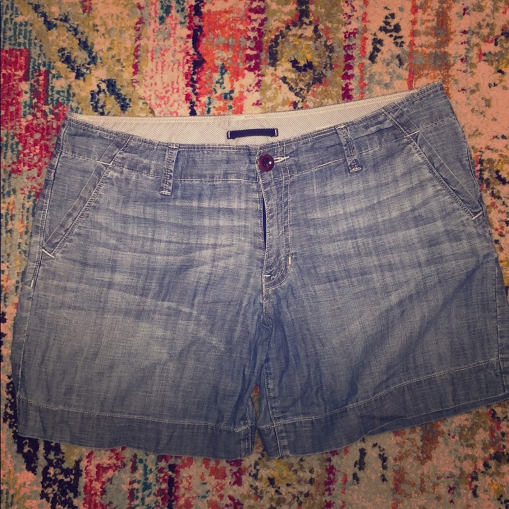 Women’s Gap size 12 waste. Denim